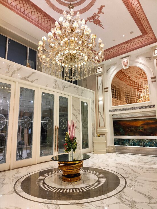 Premium hotel lobby at Seven Eleven Club